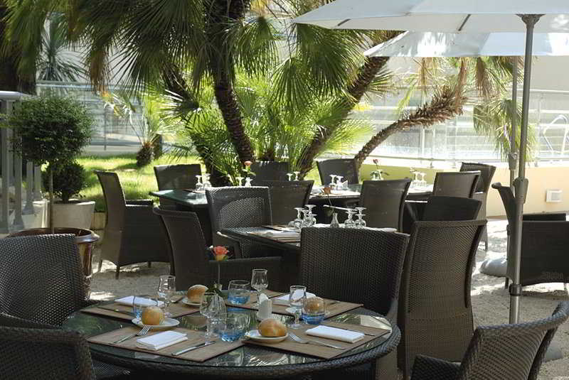 Hotel Oceania Le Metropole Montpellier Restaurant photo